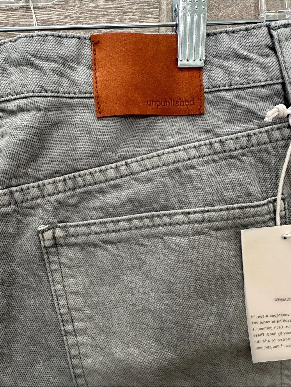 NWT Unpublished x Anthropologie Emma Denim Shorts Color: DENIM LIGHT Size 29 - Picture 7 of 8